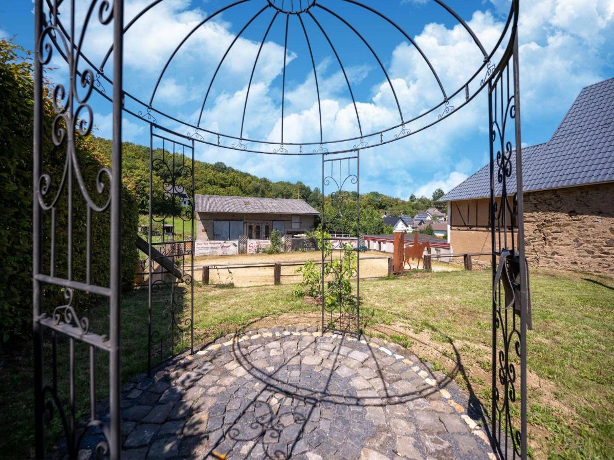 Comfy Holiday Home In Roes With Terrace Екстериор снимка